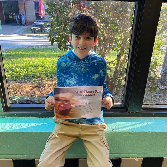 Meet your Posher, Holly - Picture 10 of 15